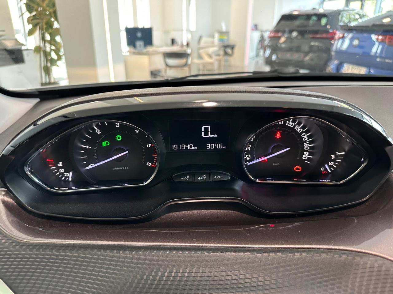Peugeot 2008 1.4 HDi 68CV Active NEOPATENTATI