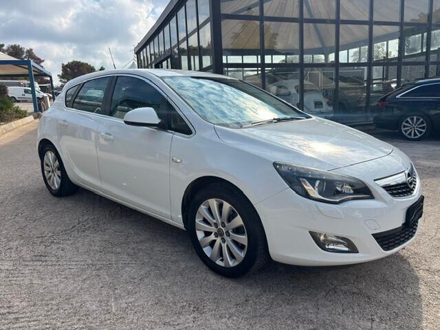 Opel Astra 1.7 CDTI 125CV 5 porte Cosmo