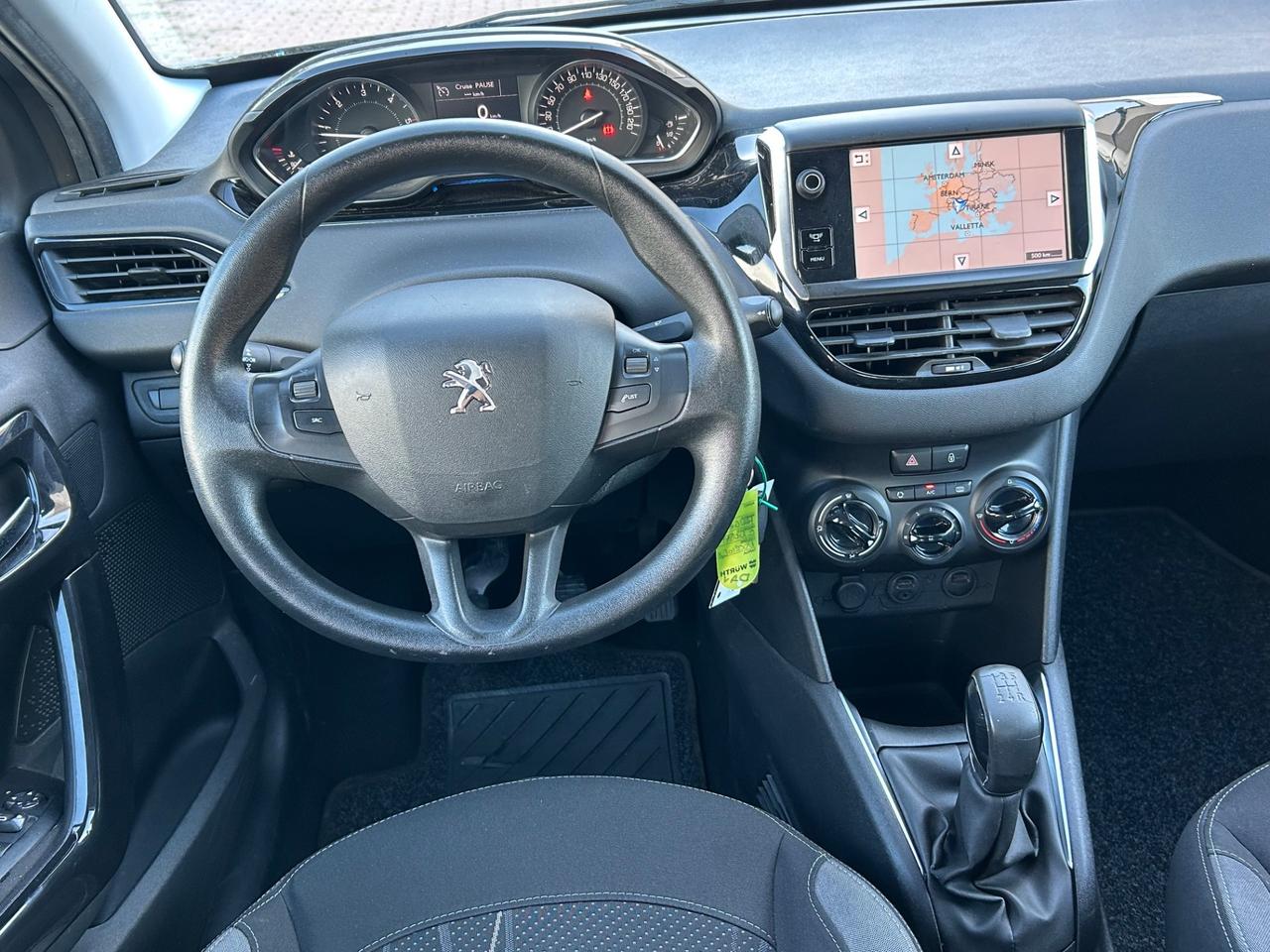 Peugeot 208 1.4 HDi 68 CV 5 porte Allure