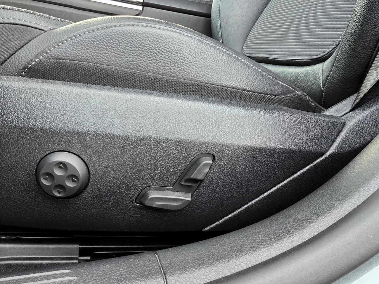 Mercedes-benz C 200 d Mild hybrid S.W. Business Extra Avantgarde 120 cv