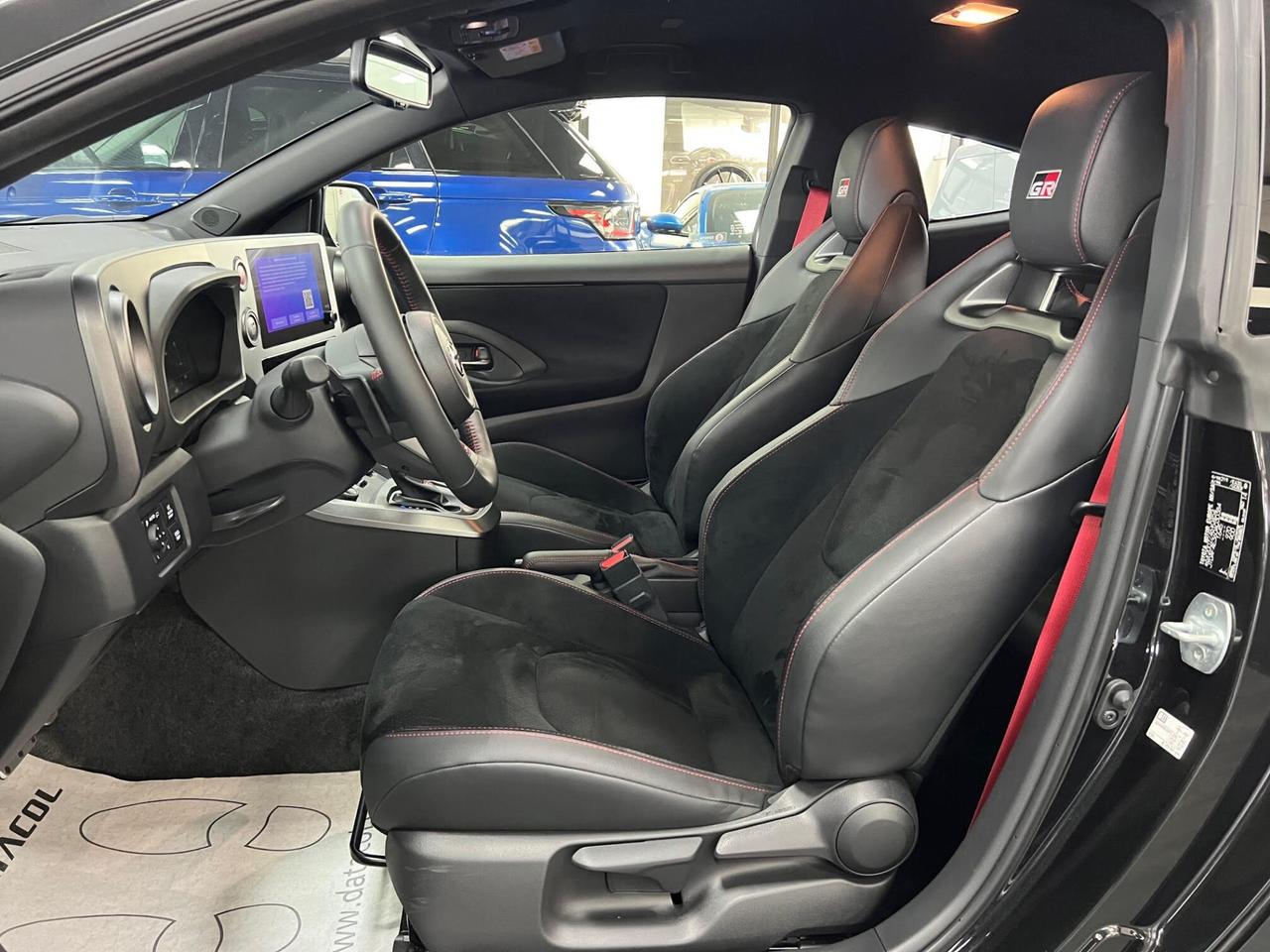 Toyota Yaris GR 1.6 Circuit dat-8