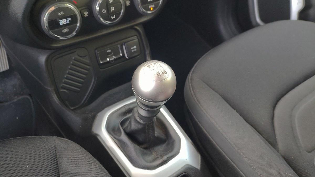 JEEP Renegade SOLO PER COMMERCIANTI AUTO SENZA GARANZIA