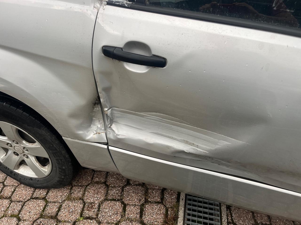Suzuki Grand Vitara 1.9 DDiS 3 porte