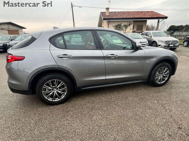 ALFA ROMEO Stelvio Stelvio 2.0 t Super Q4 200cv auto my19 - FZ656JM