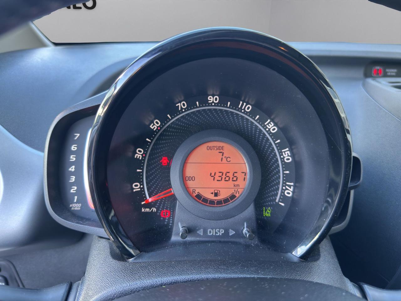 Toyota Aygo 5p 1.0 x-play 72cv