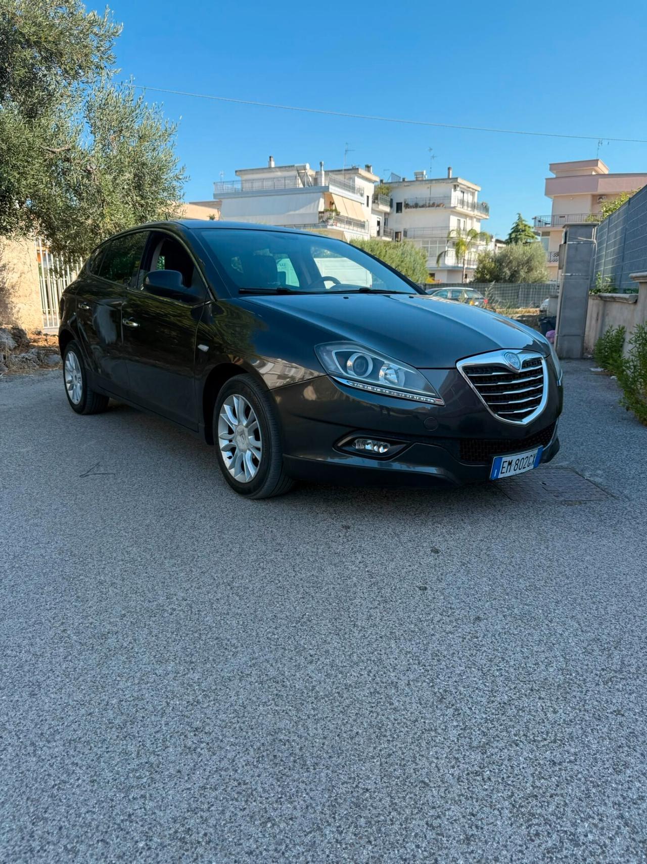 Lancia Delta 1.6 MJT DPF Gold FUL FUL
