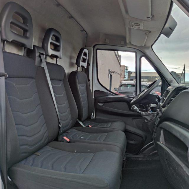 IVECO DAILY 35S12 VH2 FURGONE PASSO MEDIO 3 POSTI