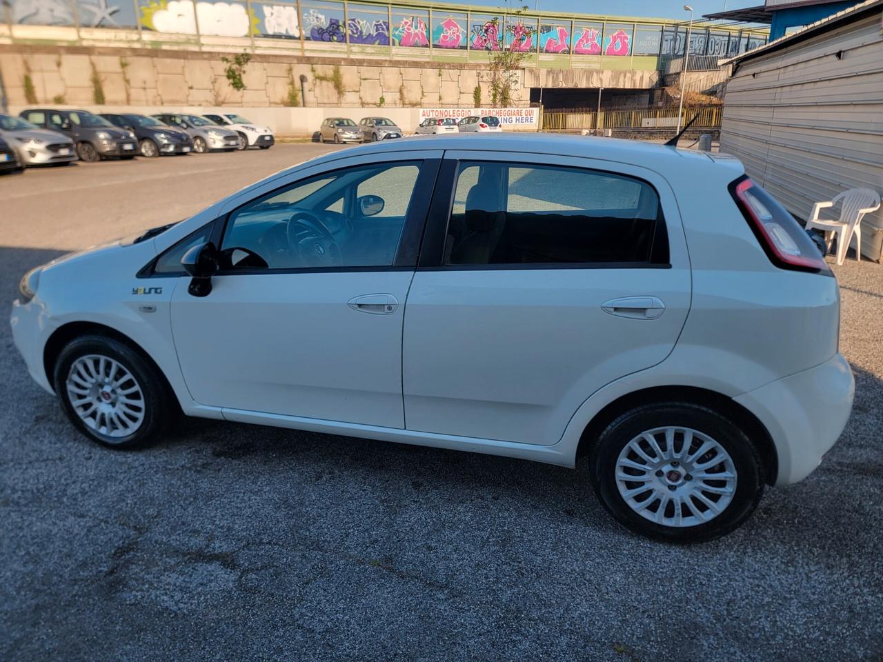 Fiat Punto 1.4 8V 5 porte GPL CASA MADRE GARANZIA