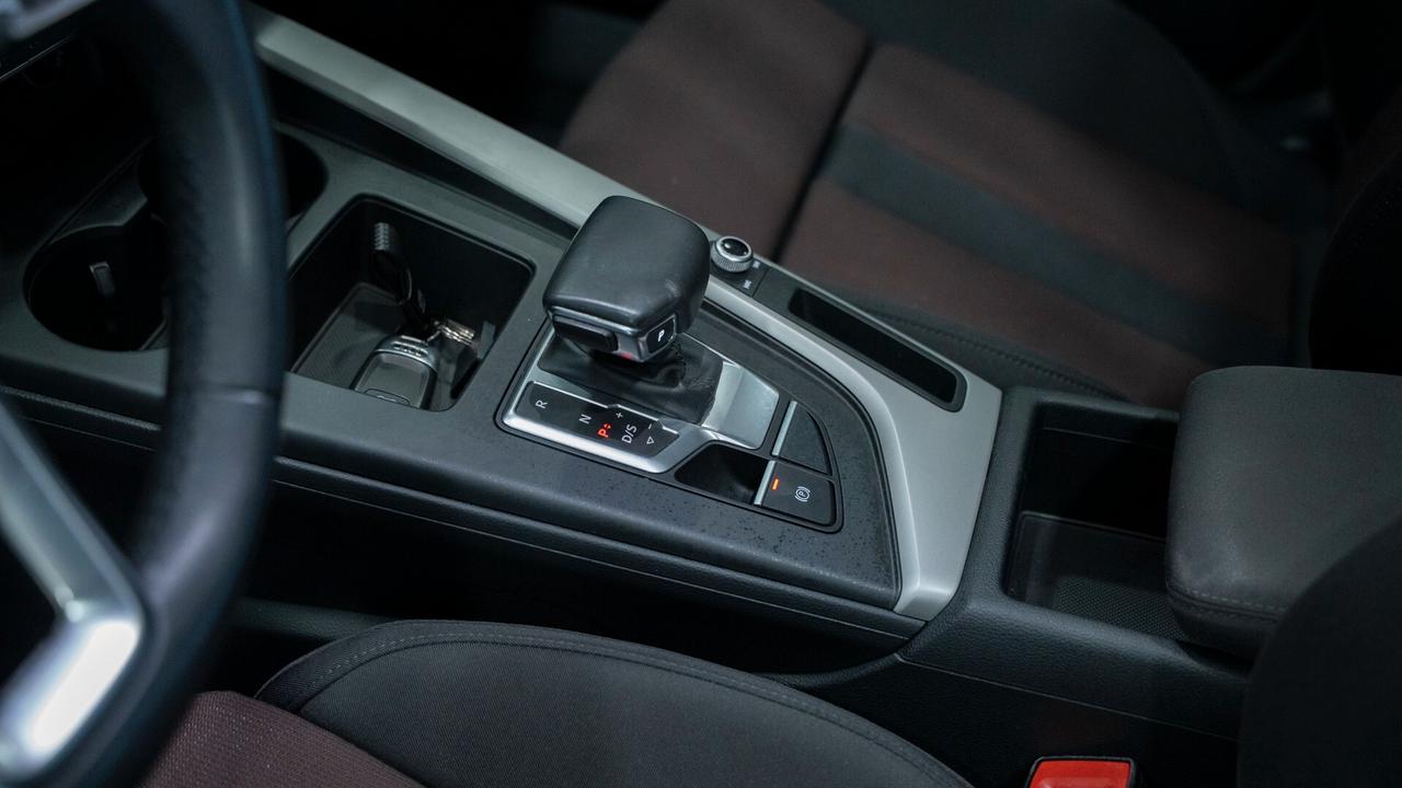 Audi A4 AVANT 40 2.0 TDI S LINE EDITION QUATTRO TRONIC MHEV TETTO VIRTUAL CKT FULL OPTIONAL
