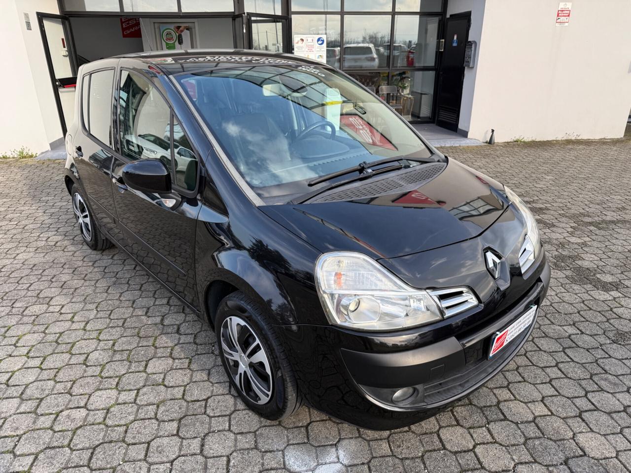 Renault Modus 1.2 b.|NEOPATENTATI
