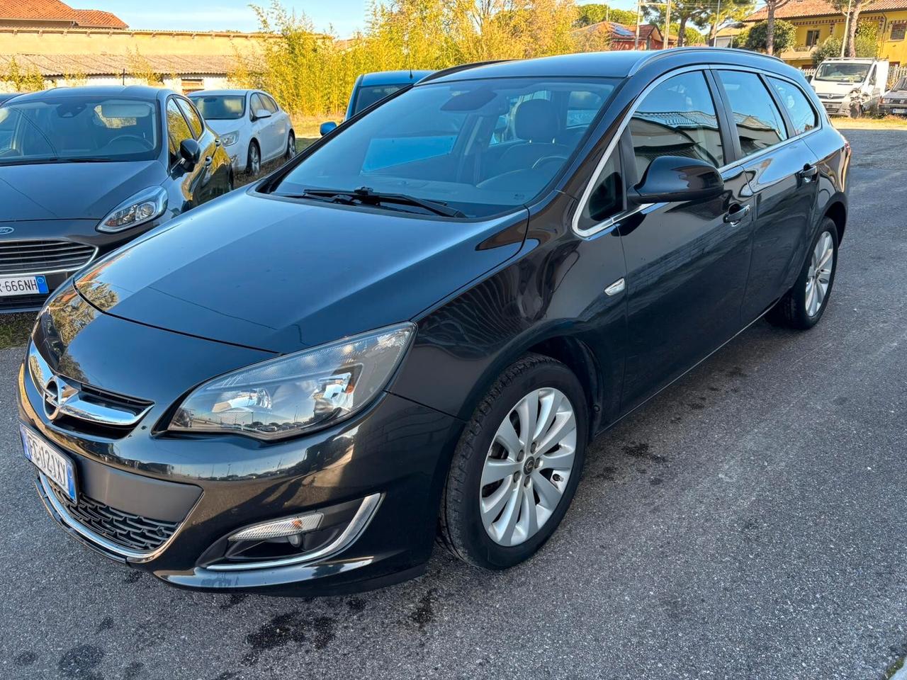 Opel Astra 1.4 Turbo 140CV Sports Tourer GPL Tech Cosmo