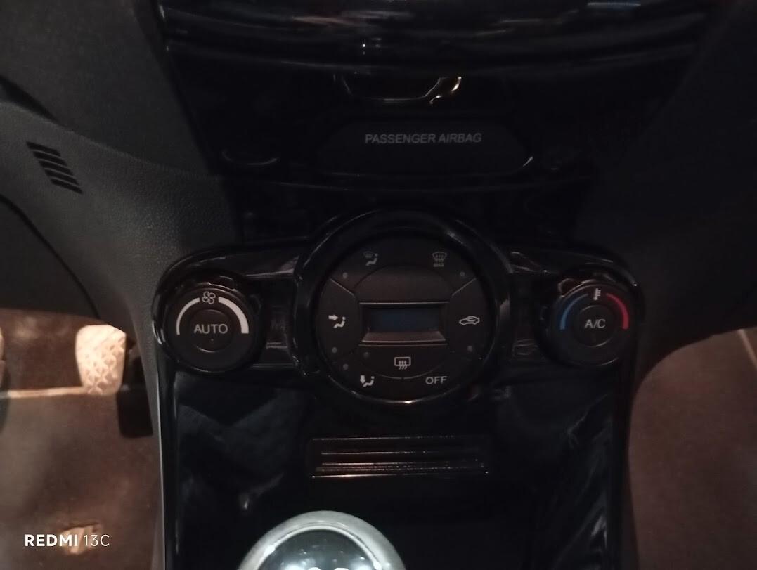 FORD FIESTA DEL 2016 EURO 6 140.000 KM