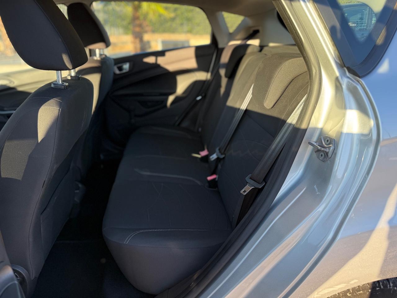 Ford Fiesta 1.5 TDCi 75CV 5 porte