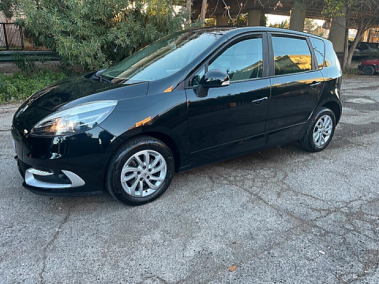 Renault Scenic 1.5dCI Bassi Consumi