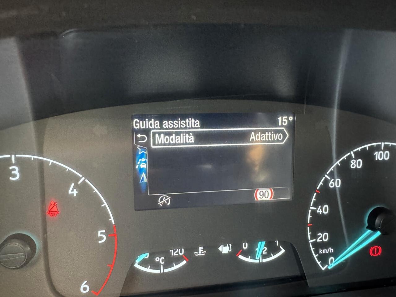 Ford Tourneo Custom Active 2.0 Diesel-Hybrid 185CV 8 posti