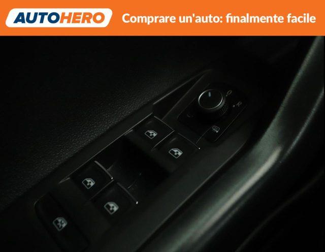 VOLKSWAGEN Taigo 1.0 TSI 110 CV DSG R-Line