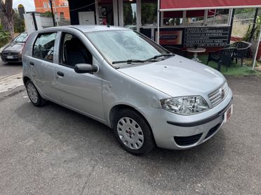 Fiat Punto 1.2 benzina - POCHI KM - 2010
