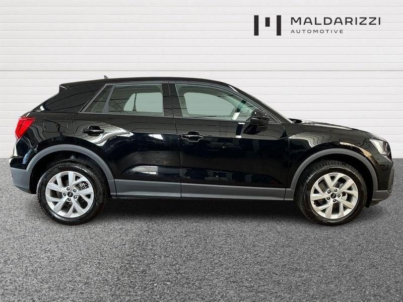 Audi Q2 I 2021 30 2.0 tdi Business