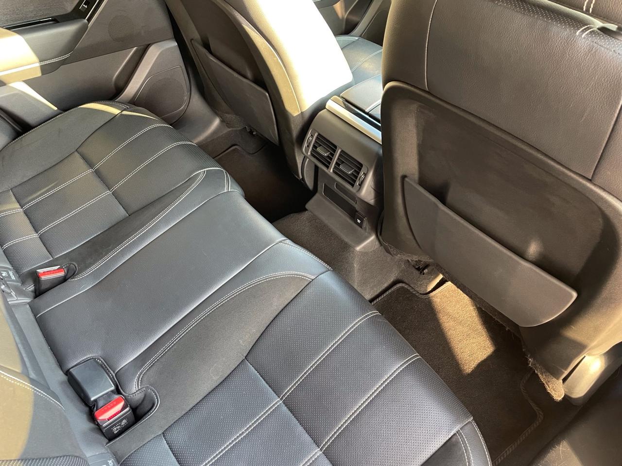 Land Rover Range Velar 2.0D I4 180 CV R-Dynamic