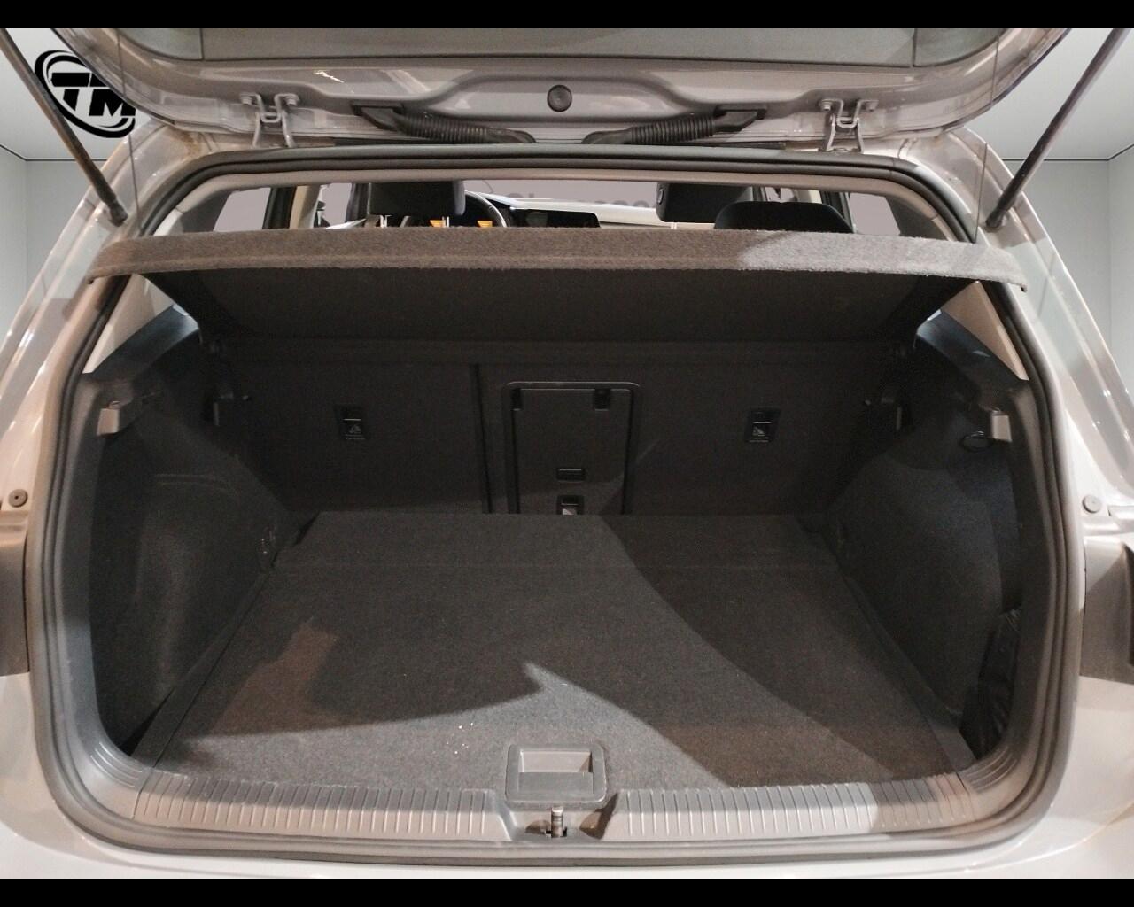 VOLKSWAGEN Golf 8ª serie Golf 1.5 eTSI 150 CV ...