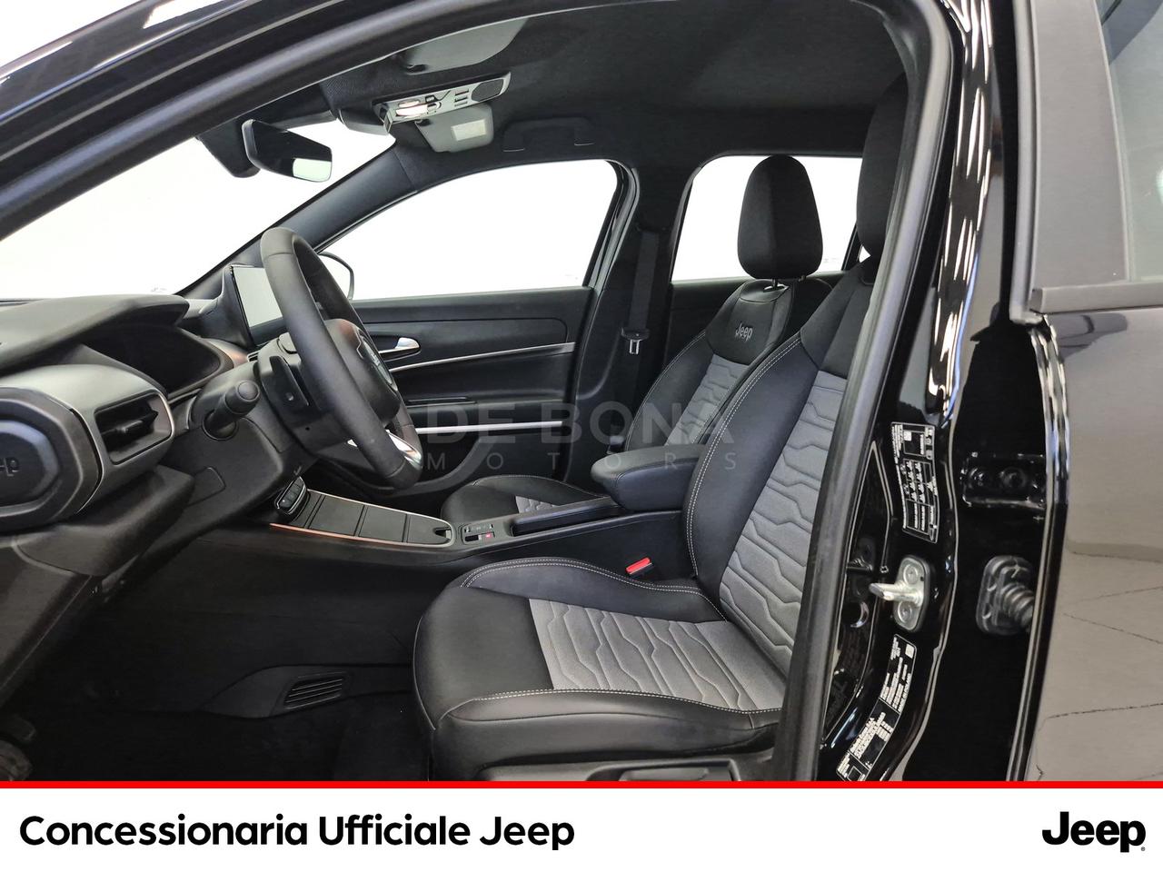 Jeep Avenger 1.2 turbo e-hybrid mhev upland 4xe 145cv edct6