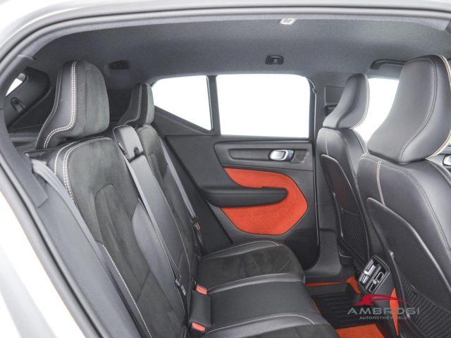 VOLVO XC40 B4 AWD Geartronic R-design