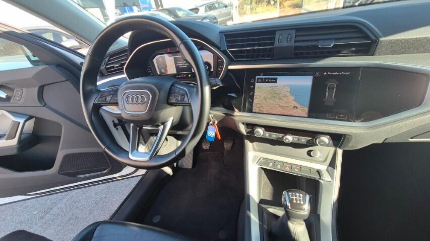Audi Q3 35 TDI quattro Business Advanced - 2019