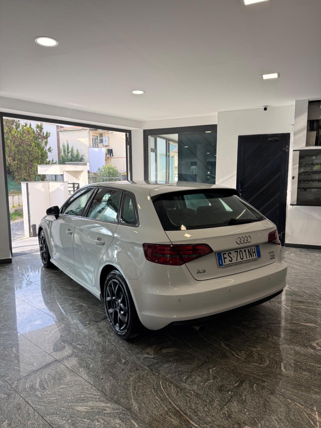 Audi A3 SPB 1.6 TDI ultra Attraction
