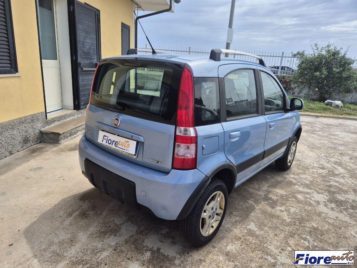 FIAT - Panda - 1.3 MJT 16V DPF 4x4 Climbing