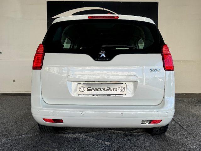 PEUGEOT 5008 2.0 HDi 163CV comandi Disabili