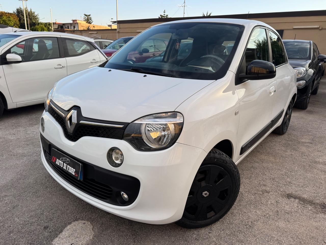 Renault Twingo 900 90CV TURBO Automatica NAVI