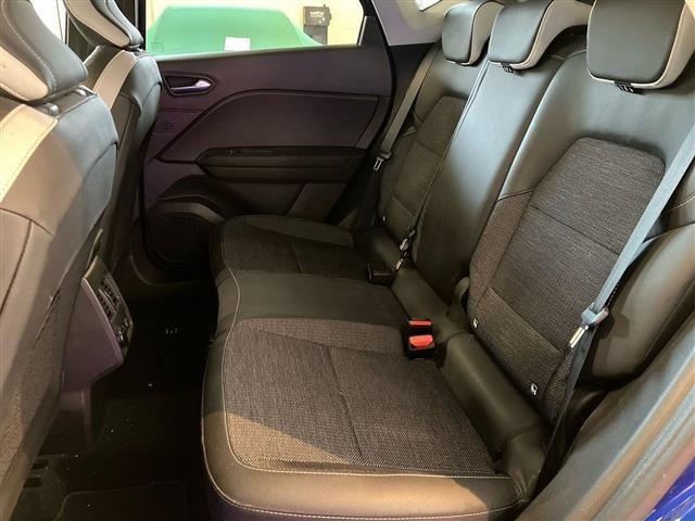 RENAULT Captur 1.6 E-TECH Plug-in Hybrid 160cv Intens Auto