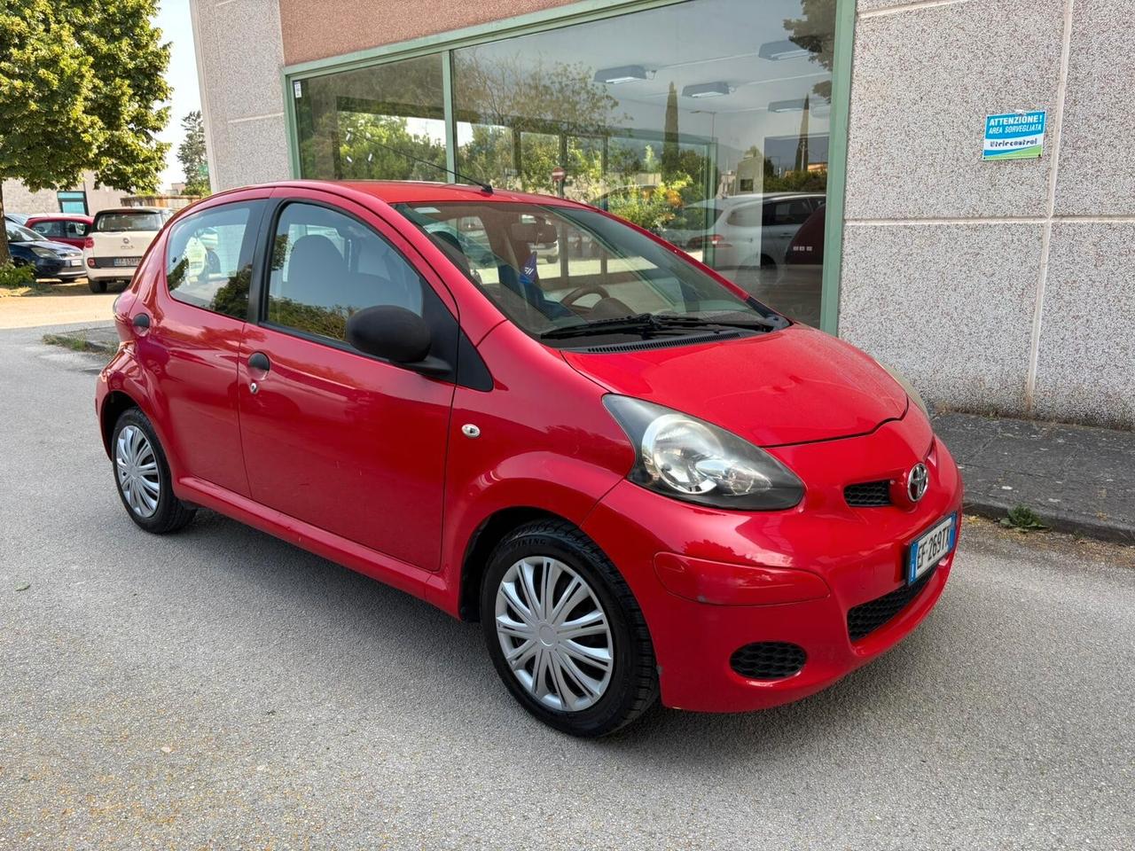 Toyota Aygo 1.0 12V VVT-i 5 porte Now Connect