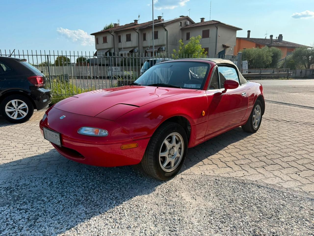 Mazda MX-5 1.6i 16V cat 1 SERIE