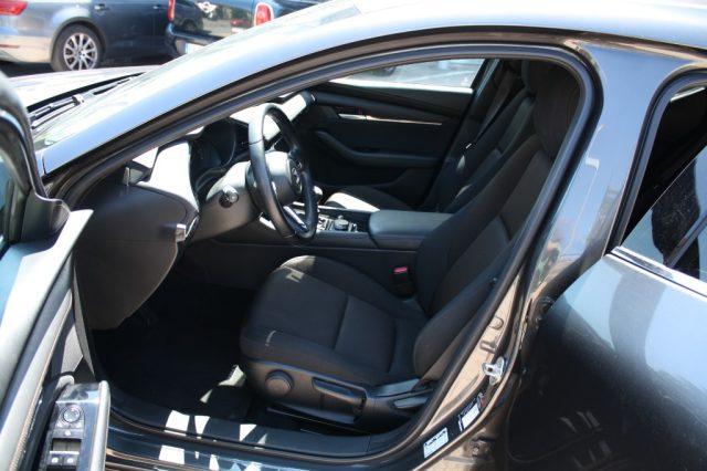 MAZDA 3 2.0L Skyactiv-G M-Hybrid Exclusive