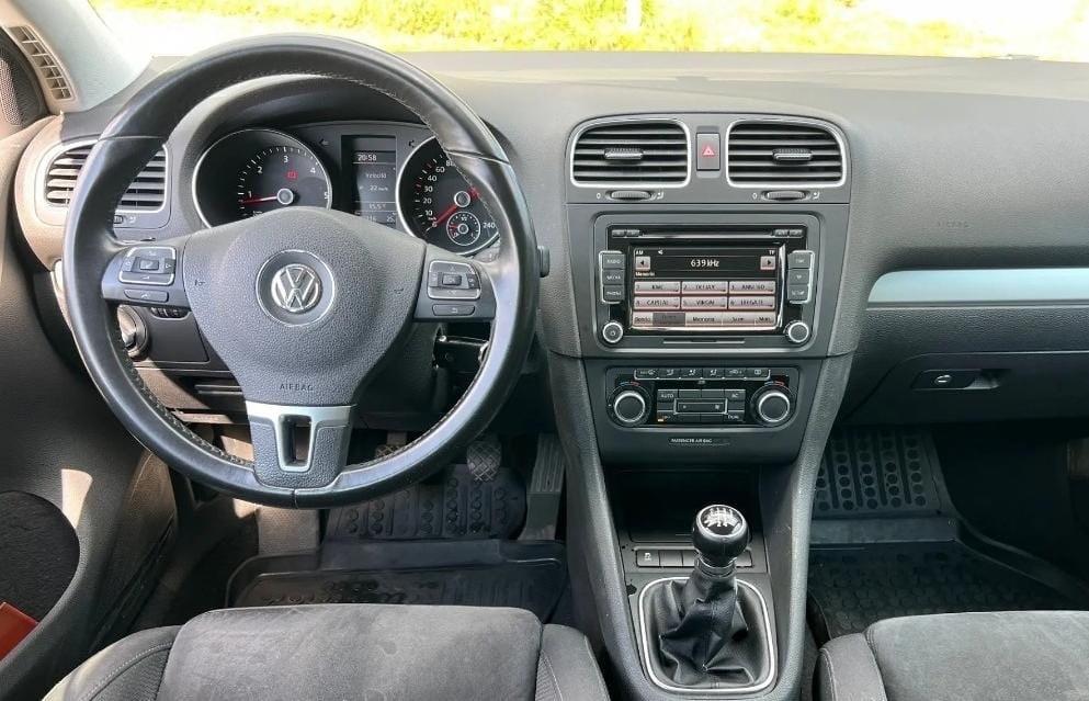 Volkswagen Golf 1.6 TDI DPF 5p. Highline