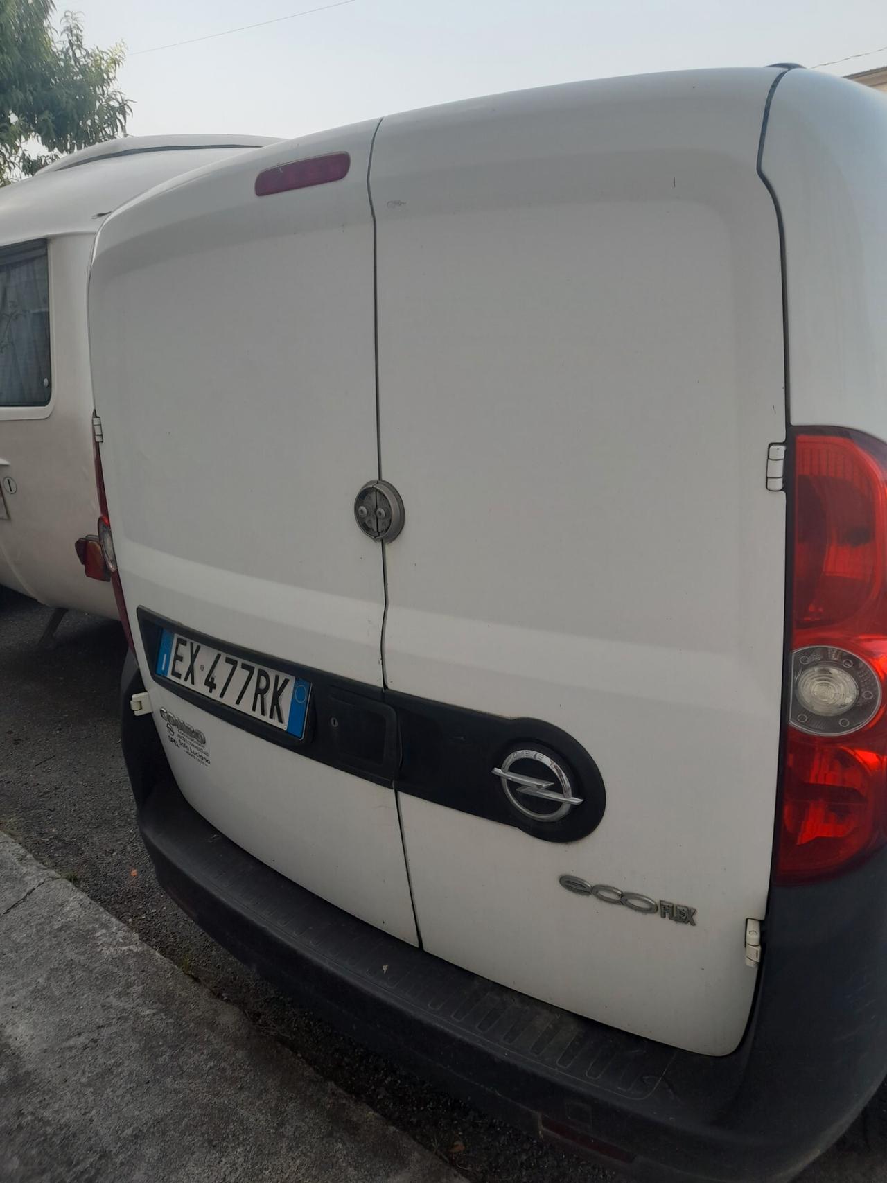 Opel combo motore rotto