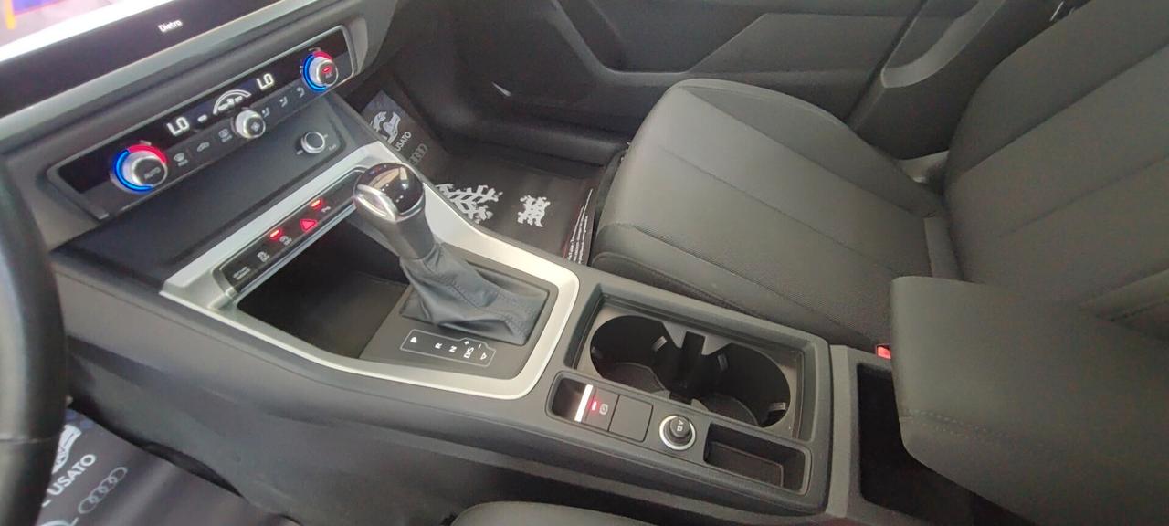 Audi Q3 35 Sportback TDI italiana 2023