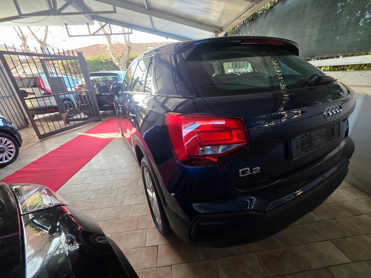 Audi Q2 35 TDI quattro S tronic Identity Black