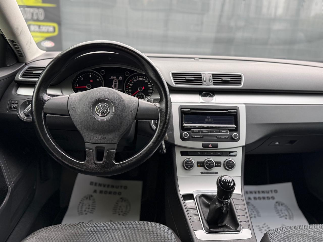 Volkswagen PASSAT 1.6 TDI 2013 SW BLUEMOTION