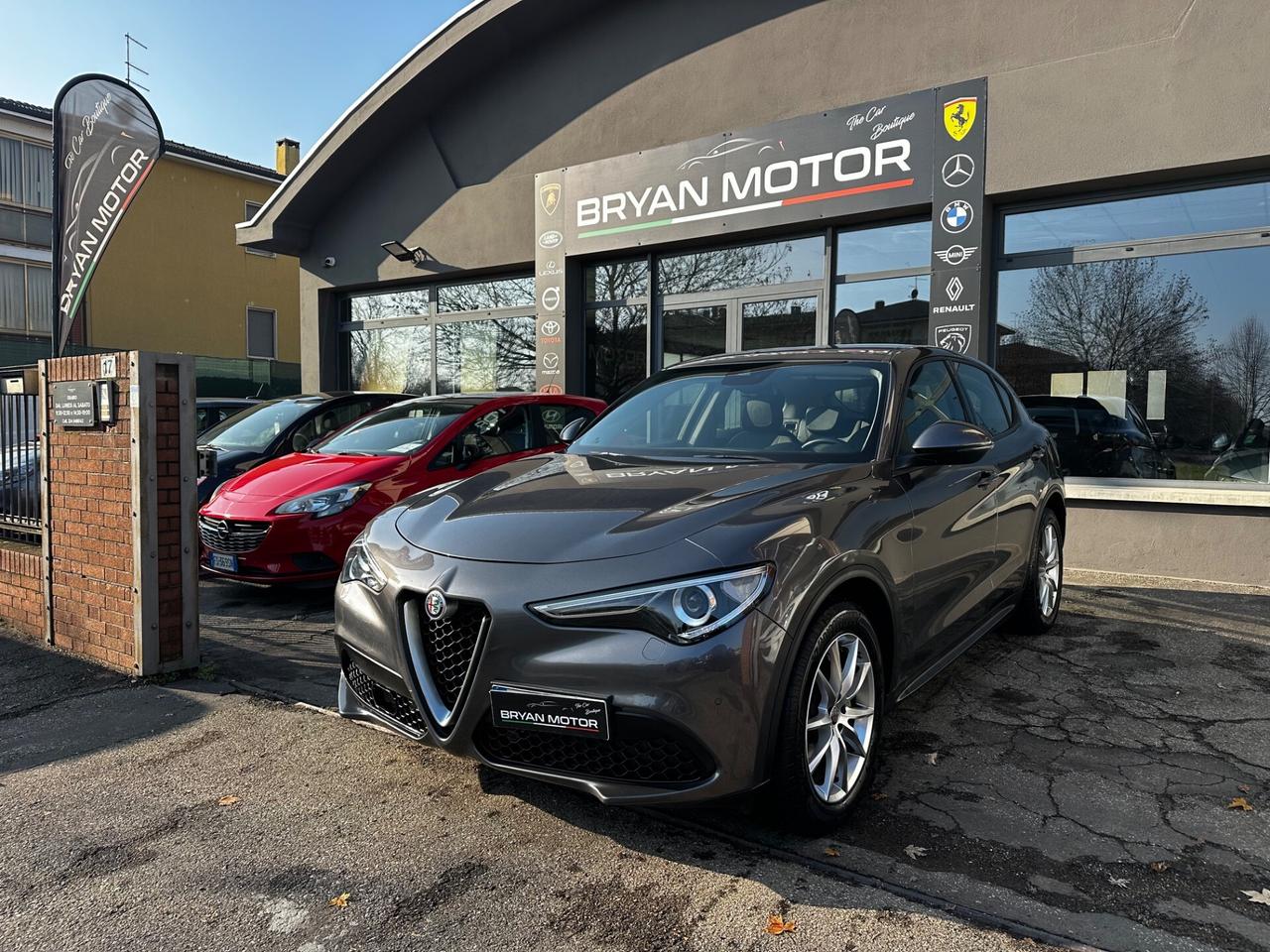 Alfa Romeo Stelvio 2.2 Turbodiesel 190 CV AT8 RWD Executive