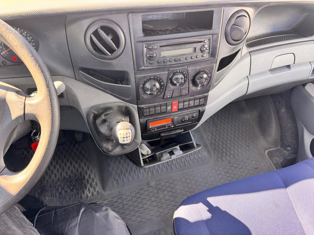 Iveco 50C18 2007 3.0 D 170CV cassone fisso patente C