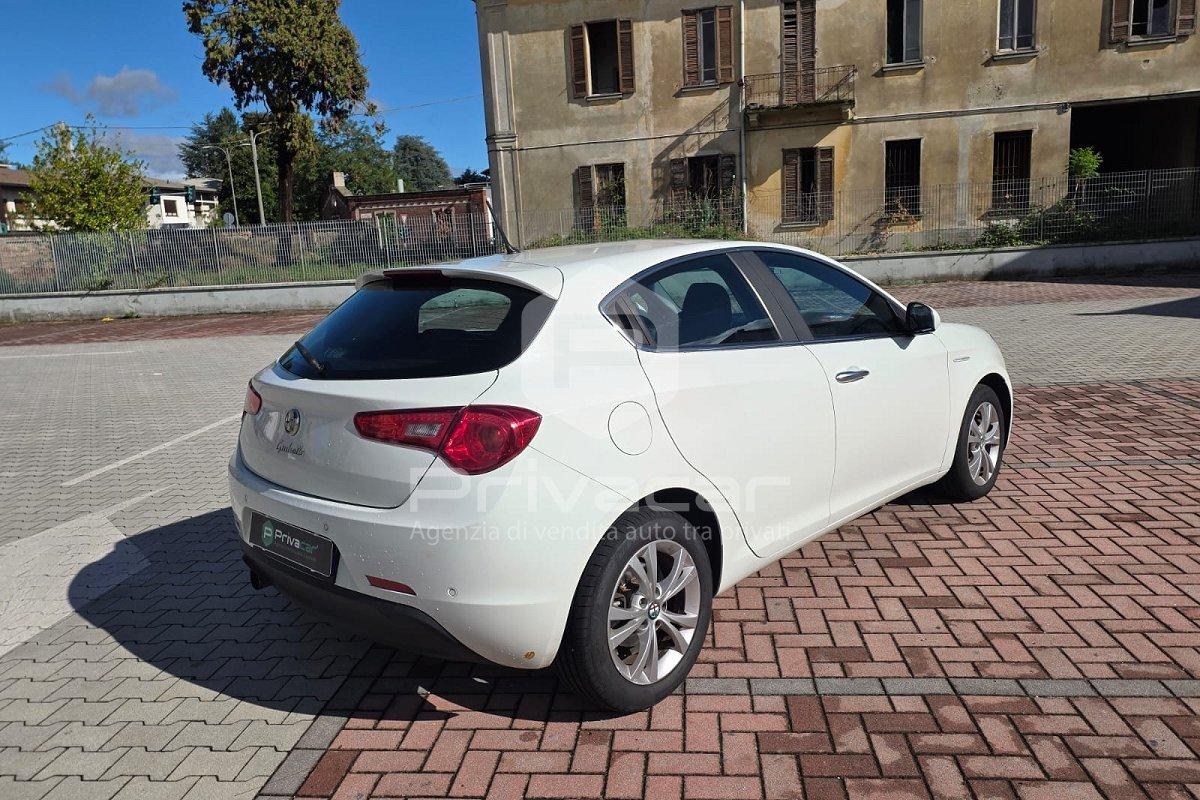 ALFA ROMEO Giulietta 1.6 JTDm-2 105 CV Distinctive