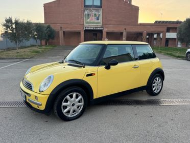 Mini 1.6 16V One de luxe