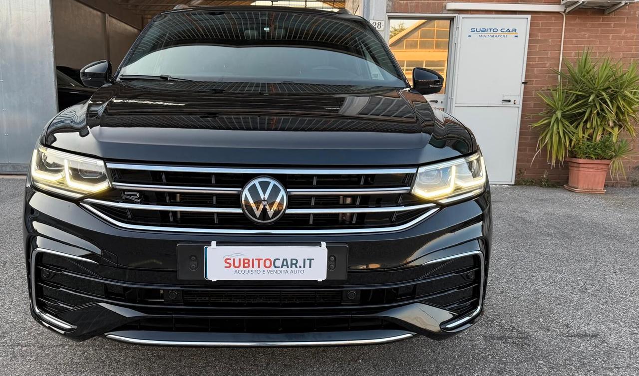 Volkswagen Tiguan Allspace 2.0 TDI SCR DSG 4MOTION R-Line 7 posti Gancio traino