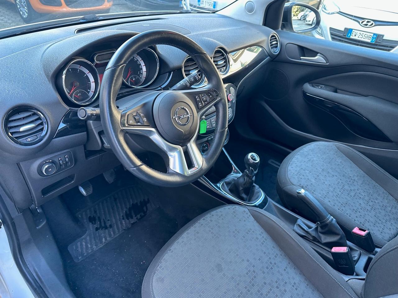 Opel Adam 1.2 70 CV