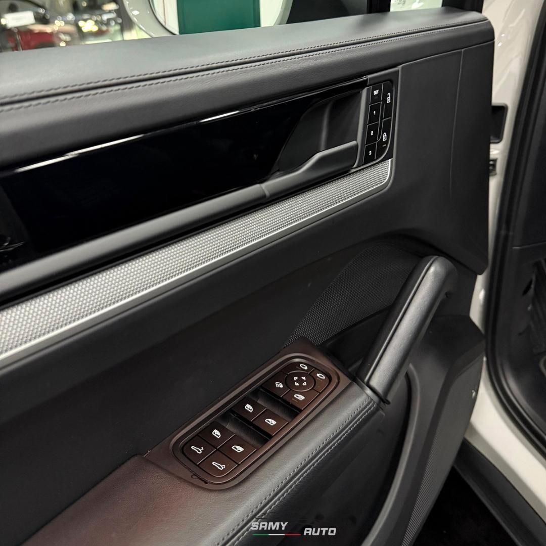 Porsche Cayenne Coupé 3.0 V6