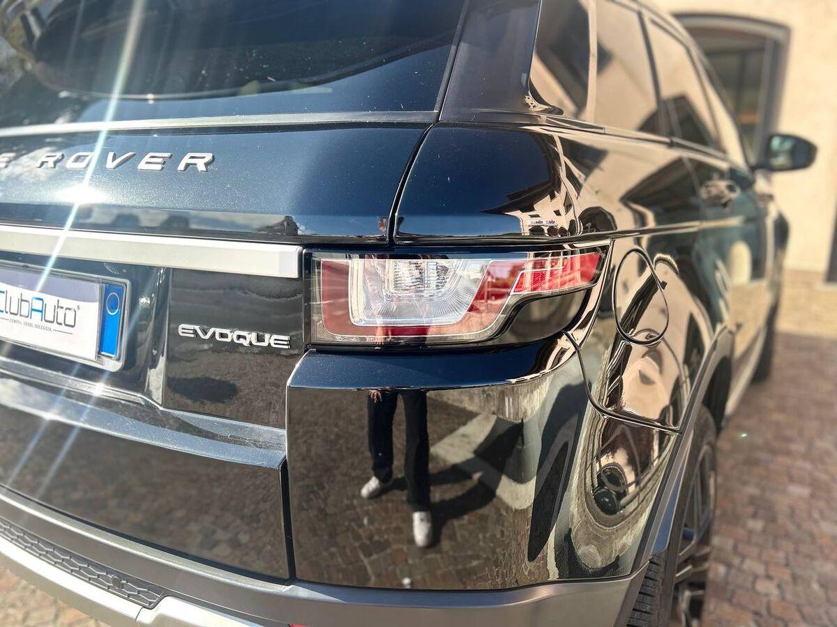 Land Rover Range Rover Evoque 2.0 td4 SE Dynamic 150cv 5p auto