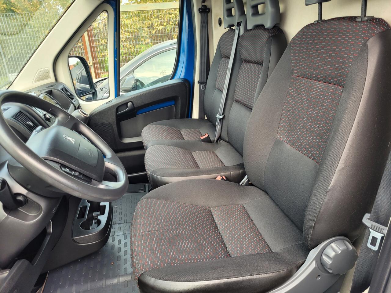 Peugeot Boxer 2.2 BlueHDi 140 S&S
