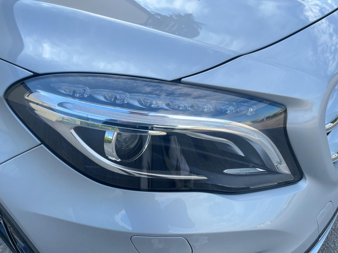 Mercedes-benz GLA 220 CDI Automatic 4Matic Premium